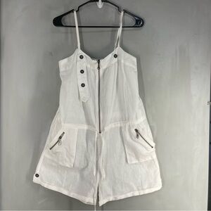 White Sleeveless Romper with Zipper and Pockets